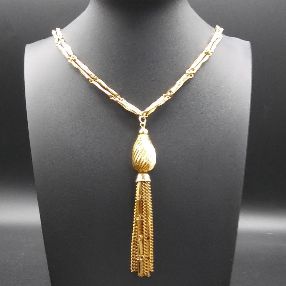 Kramer Vintage Gold Metal Tassel Fringe Necklace